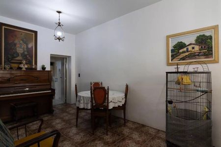 Casa à venda com 120m², 5 quartos e 3 vagas