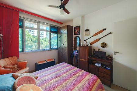 Apartamento para alugar com 95m², 2 quartos e 1 vaga Apartamento para alugar com 95m², 2 quartos e 1 vagaQuarto