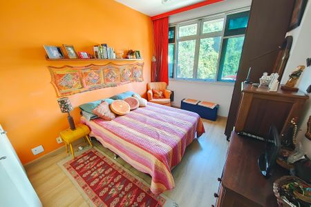 Quarto  de apartamento para alugar com 2 quartos, 95m² em Laranjeiras, Rio de Janeiro