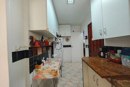 Apartamento para alugar com 95m², 2 quartos e 1 vaga Apartamento para alugar com 95m², 2 quartos e 1 vagaCozinha