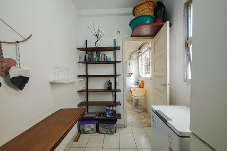 Apartamento para alugar com 95m², 2 quartos e 1 vaga Apartamento para alugar com 95m², 2 quartos e 1 vagaQuarto de Serviço