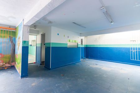 Casa para alugar com 300m², 3 quartos e 4 vagas Casa para alugar com 300m², 3 quartos e 4 vagasQuintal
