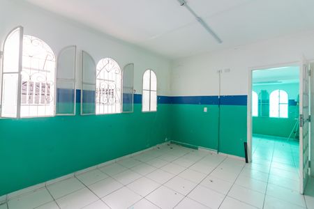 Sala  de casa para alugar com 3 quartos, 300m² em Centro, Osasco