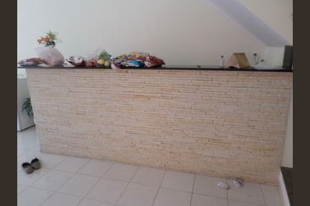Casa à venda com 3 quartos, 180m² em Jardim Santa Mena, Guarulhos