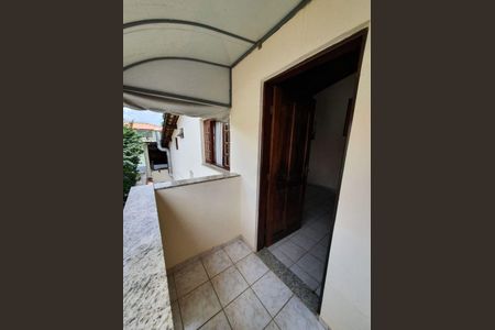 Casa à venda com 181m², 4 quartos e 3 vagas