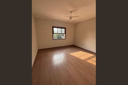 Casa à venda com 4 quartos, 250m² em Jardim Maria Helena, Guarulhos