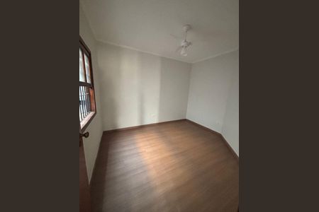 Casa à venda com 4 quartos, 250m² em Jardim Maria Helena, Guarulhos