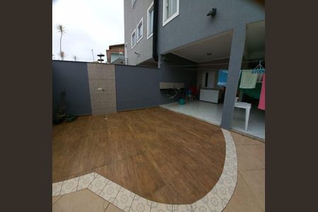 Quintal de casa à venda com 3 quartos, 155m² em Jardim Santa Clara, Guarulhos