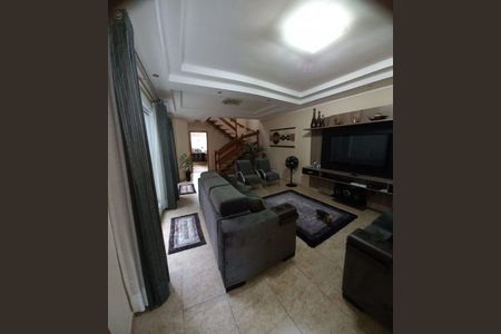 Sala de casa à venda com 3 quartos, 155m² em Jardim Santa Clara, Guarulhos