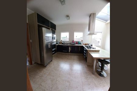 Cozinha de casa à venda com 3 quartos, 155m² em Jardim Santa Clara, Guarulhos