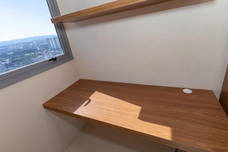 Apartamento à venda com 184m², 3 quartos e 3 vagas Apartamento à venda com 184m², 3 quartos e 3 vagasEscritório