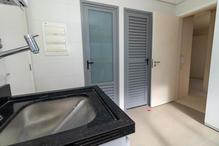 Apartamento à venda com 184m², 3 quartos e 3 vagas Apartamento à venda com 184m², 3 quartos e 3 vagasÁrea de Serviço