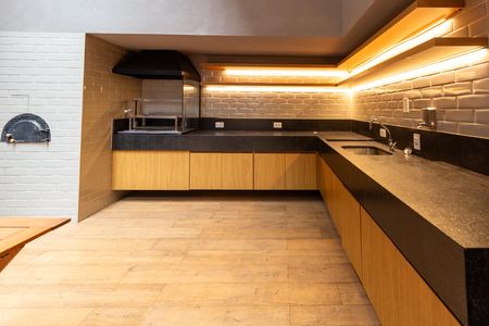 Apartamento à venda com 184m², 3 quartos e 3 vagas Apartamento à venda com 184m², 3 quartos e 3 vagasÁrea comum - Churrasqueira