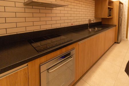 Apartamento à venda com 184m², 3 quartos e 3 vagas Apartamento à venda com 184m², 3 quartos e 3 vagasÁrea comum - Salão de festas