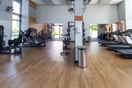 Apartamento à venda com 184m², 3 quartos e 3 vagas Apartamento à venda com 184m², 3 quartos e 3 vagasÁrea comum - Academia