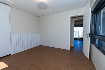 Apartamento à venda com 184m², 3 quartos e 3 vagas Apartamento à venda com 184m², 3 quartos e 3 vagasSuíte 1