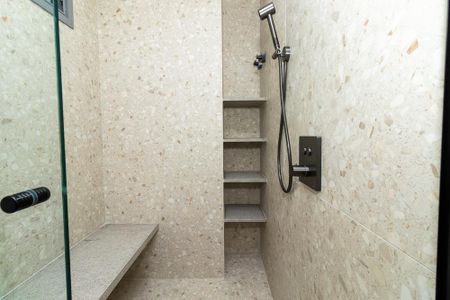 Apartamento à venda com 184m², 3 quartos e 3 vagas Apartamento à venda com 184m², 3 quartos e 3 vagasBanheiro da Suíte 3