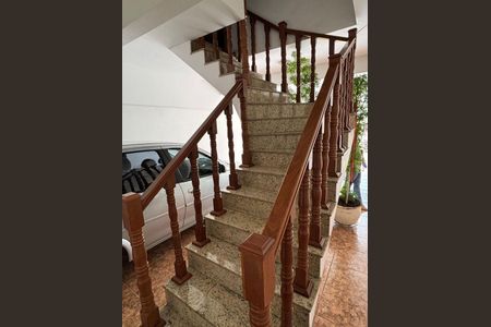 Casa à venda com 125m², 4 quartos e 6 vagas
