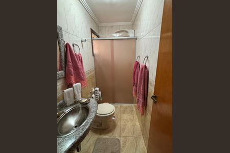 Casa à venda com 125m², 4 quartos e 6 vagas