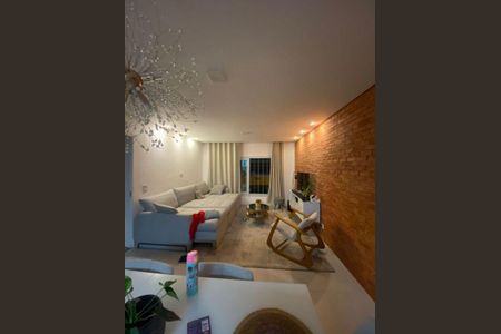 Casa à venda com 3 quartos, 106m² em Jardim Pinheiros, São Paulo