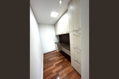 Apartamento à venda com 220m², 3 quartos e 4 vagas
