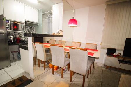 Sala de apartamento para alugar com 2 quartos, 48m² em Dom Cabral, Belo Horizonte