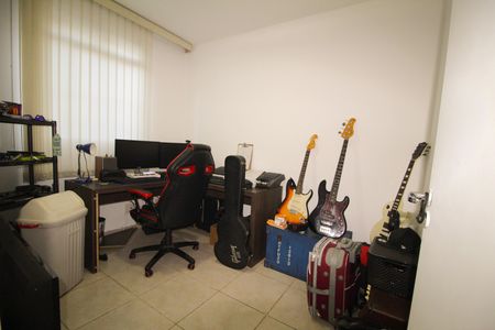 Apartamento para alugar com 48m², 2 quartos e sem vaga Apartamento para alugar com 48m², 2 quartos e sem vagaQuarto 02