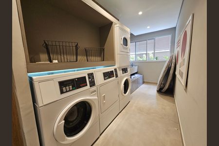 Apartamento à venda com 42m², 2 quartos e sem vaga Apartamento à venda com 42m², 2 quartos e sem vagaLavanderia
