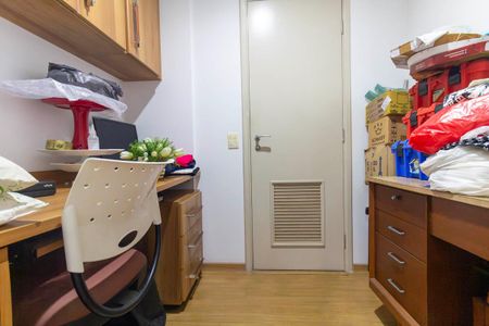 Apartamento à venda com 126m², 3 quartos e 3 vagasEscritório