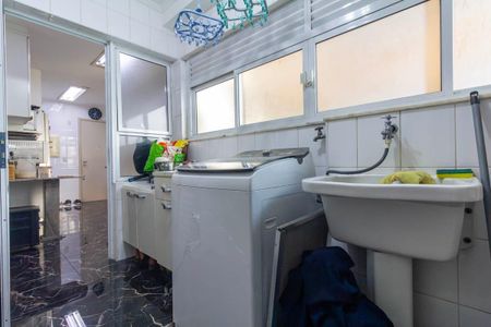 Apartamento à venda com 126m², 3 quartos e 3 vagasÁrea de Serviço