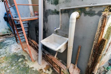 Área de Serviço de casa para alugar com 1 quarto, 37m² em Parque Arariba, São Paulo