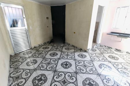 Sala de casa para alugar com 1 quarto, 37m² em Parque Arariba, São Paulo