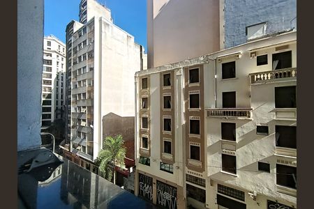 Vista da Varanda de kitnet/studio à venda com 1 quarto, 30m² em Centro Histórico de São Paulo, São Paulo