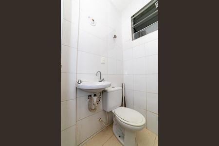 Banheiro Social de apartamento para alugar com 3 quartos, 105m² em Centro, Belo Horizonte