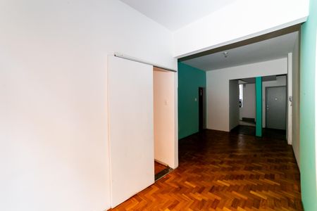 Sala de apartamento para alugar com 3 quartos, 105m² em Centro, Belo Horizonte