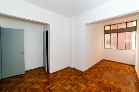 Quarto 1 de apartamento para alugar com 3 quartos, 105m² em Centro, Belo Horizonte