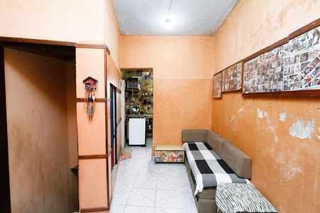 Sala de casa à venda com 2 quartos, 200m² em Vista Alegre, Belo Horizonte