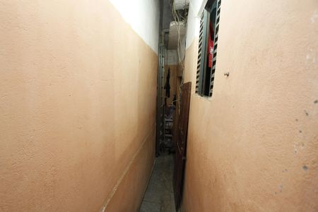 Corredor de casa à venda com 2 quartos, 200m² em Vista Alegre, Belo Horizonte