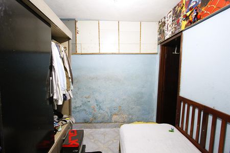 Quarto 1 de casa à venda com 2 quartos, 200m² em Vista Alegre, Belo Horizonte