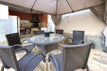 Espaço Gourmet de casa à venda com 8 quartos, 350m² em Barroca, Belo Horizonte