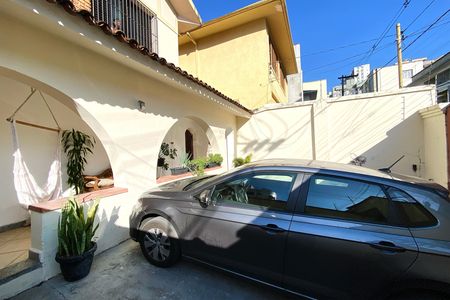 Garagem de casa à venda com 8 quartos, 350m² em Barroca, Belo Horizonte