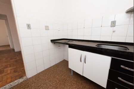 Cozinha de apartamento à venda com 2 quartos, 66m² em Novo Riacho, Contagem