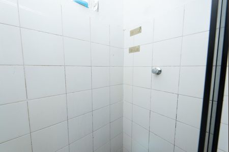 Apartamento à venda com 66m², 2 quartos e sem vaga Apartamento à venda com 66m², 2 quartos e sem vagaBanheiro 1
