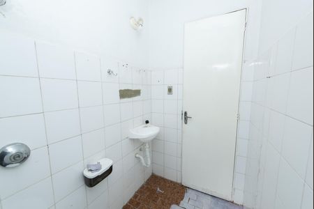 Apartamento à venda com 66m², 2 quartos e sem vaga Apartamento à venda com 66m², 2 quartos e sem vagaBanheiro 1