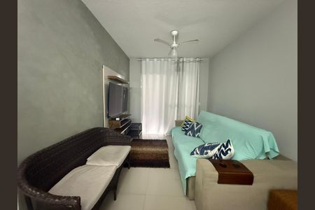 Apartamento para alugar com 3 quartos, 96m² em Jardim Las Palmas, Guarujá