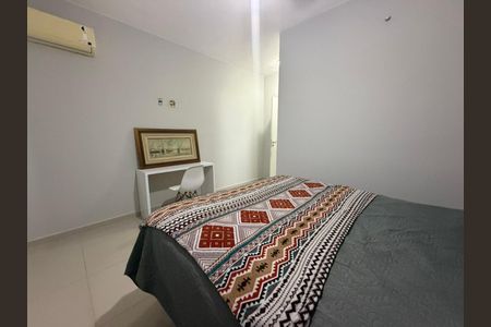 Apartamento para alugar com 3 quartos, 96m² em Jardim Las Palmas, Guarujá