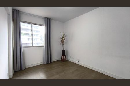 Apartamento à venda com 41m², 1 quarto e 1 vaga