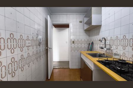 Cozinha de apartamento à venda com 1 quarto, 41m² em Aclimação, São Paulo