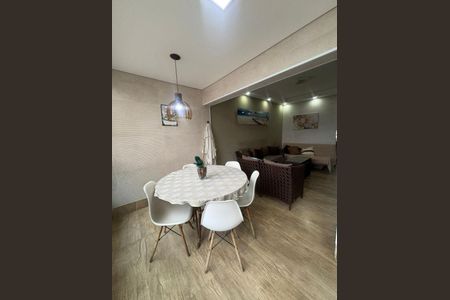 Apartamento para alugar com 2 quartos, 105m² em Barra Funda, Guarujá