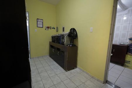 Casa à venda com 196m², 3 quartos e 2 vagas Casa à venda com 196m², 3 quartos e 2 vagasQuarto 3